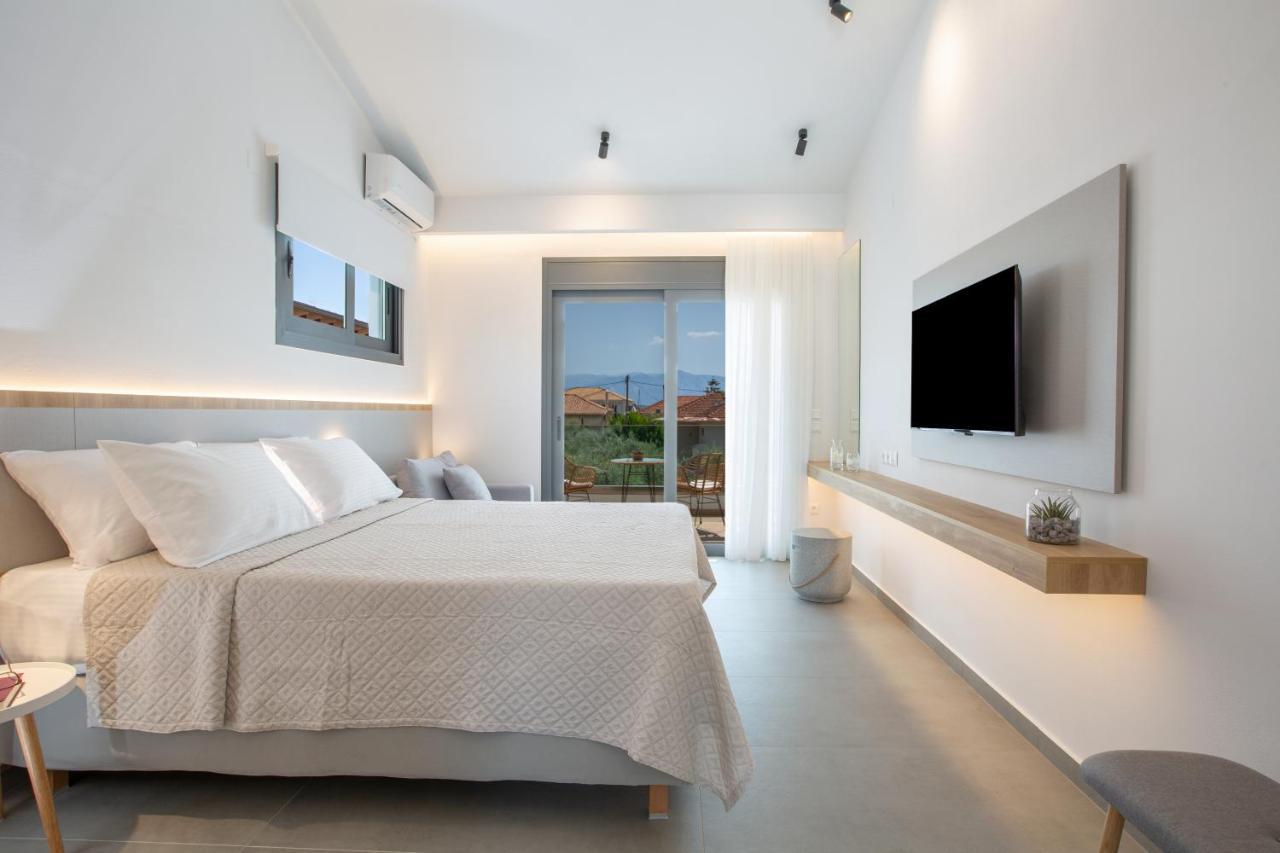 Elianthi Luxury Apartments Nikiana Exterior photo